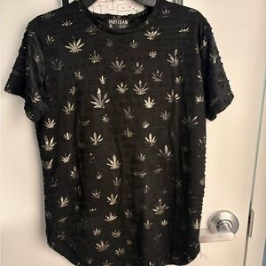 Partisan Men's Black Silver Metallic Leaf Graphic T-Shirt Size M